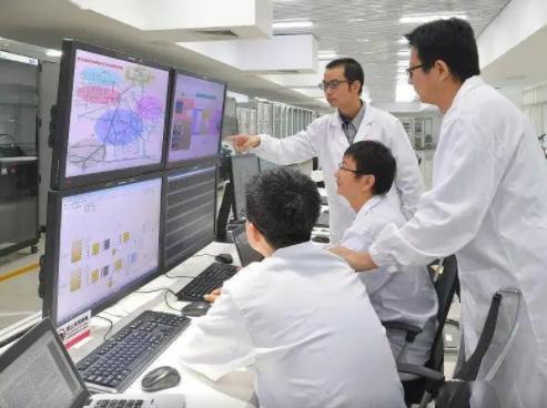 博士后被批量引進(jìn)上海,年薪12萬(wàn)打底引爭(zhēng)議 還不如月薪4000